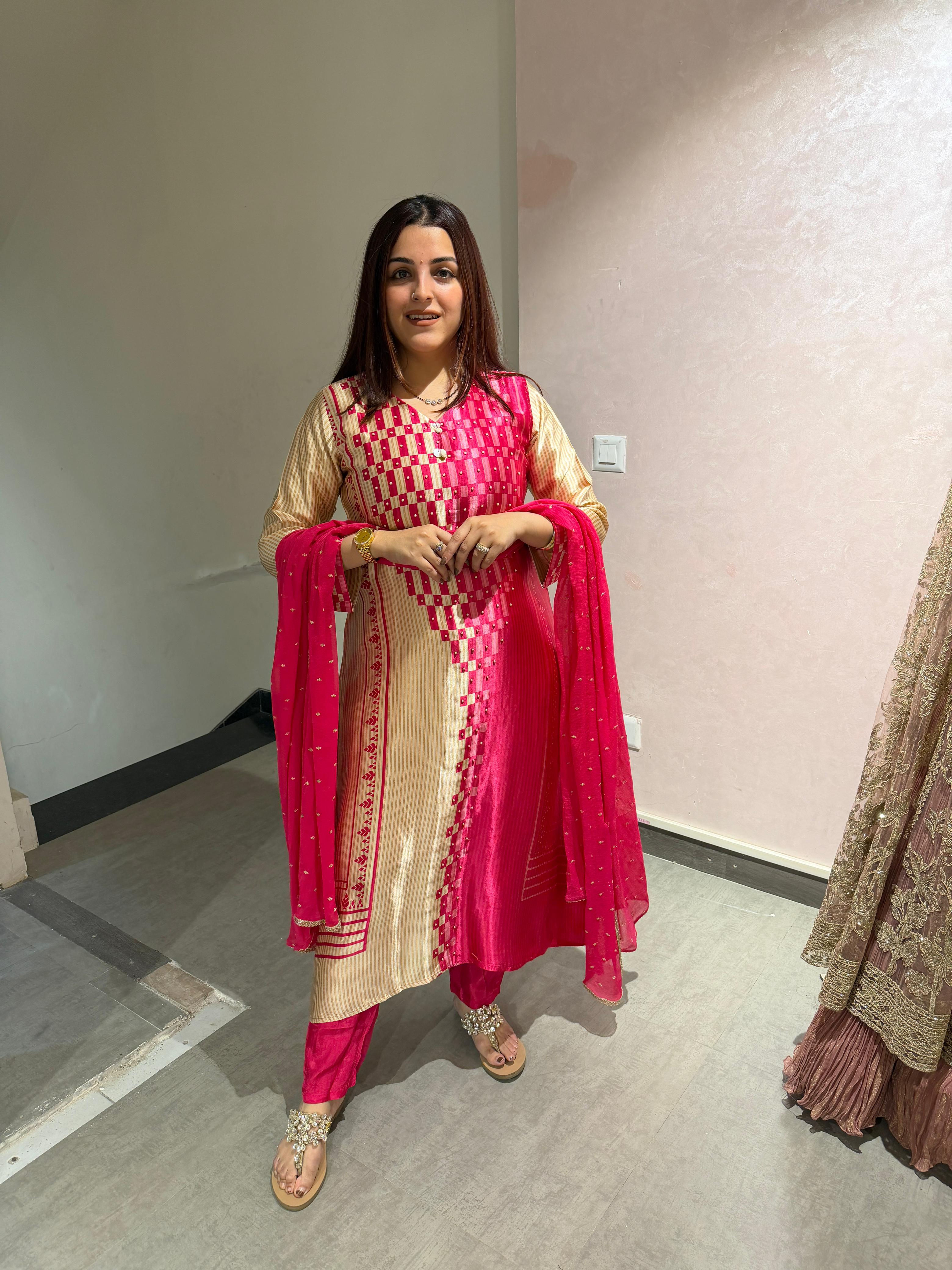 Gulmohar Radiance Suit Set