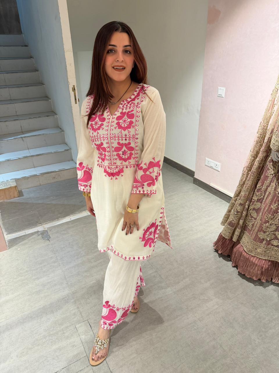 Rosy embroidery Suit Set
