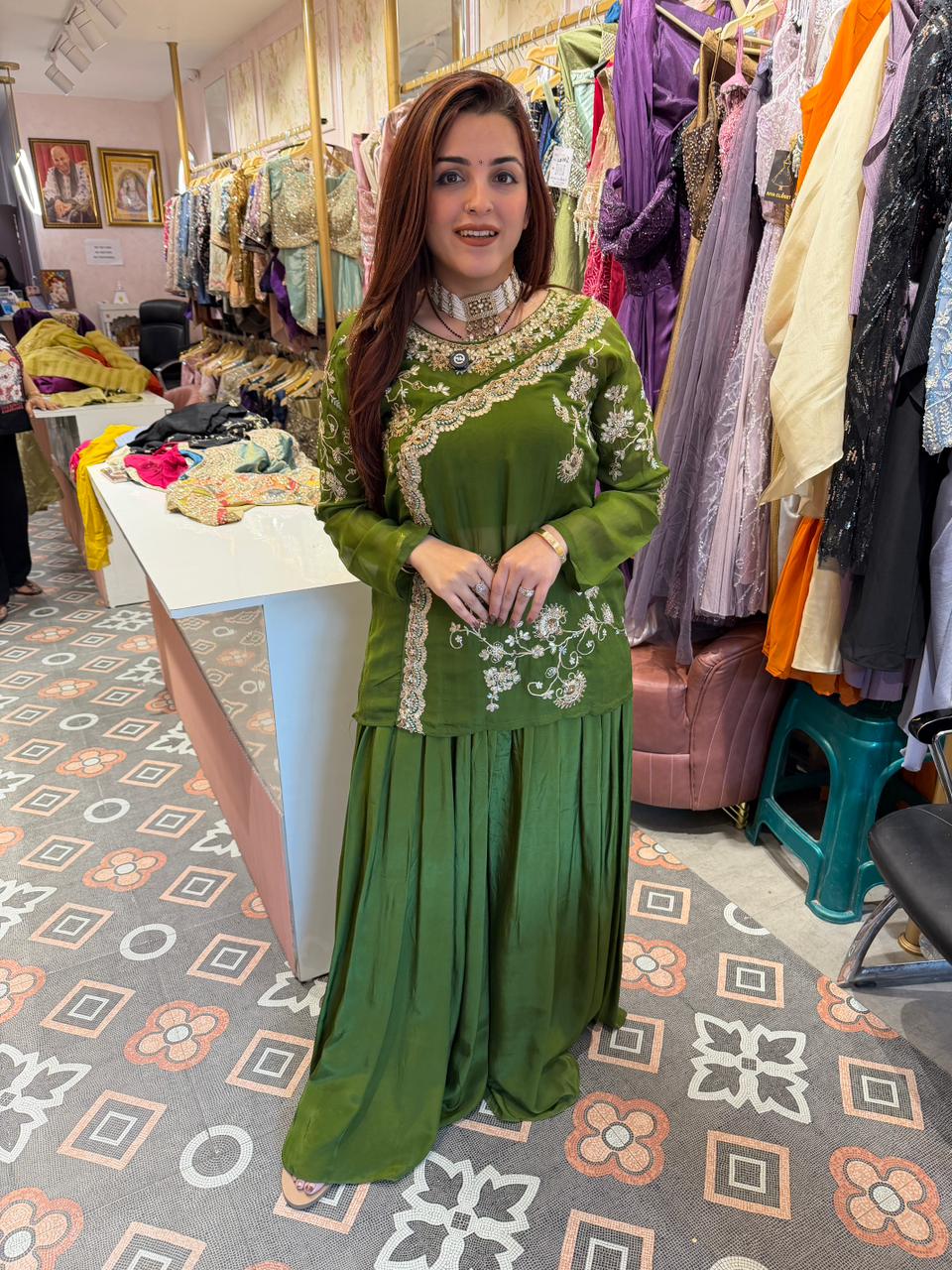 Sanaya  Embroidered Kurti with Divider Set