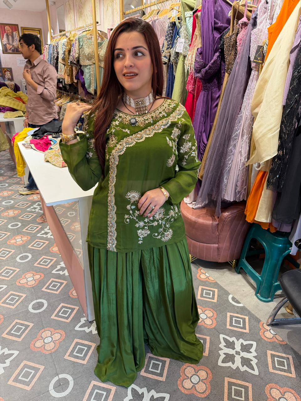 Sanaya  Embroidered Kurti with Divider Set