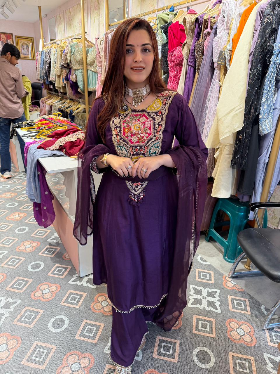 Shayra Embroidered Suit Set