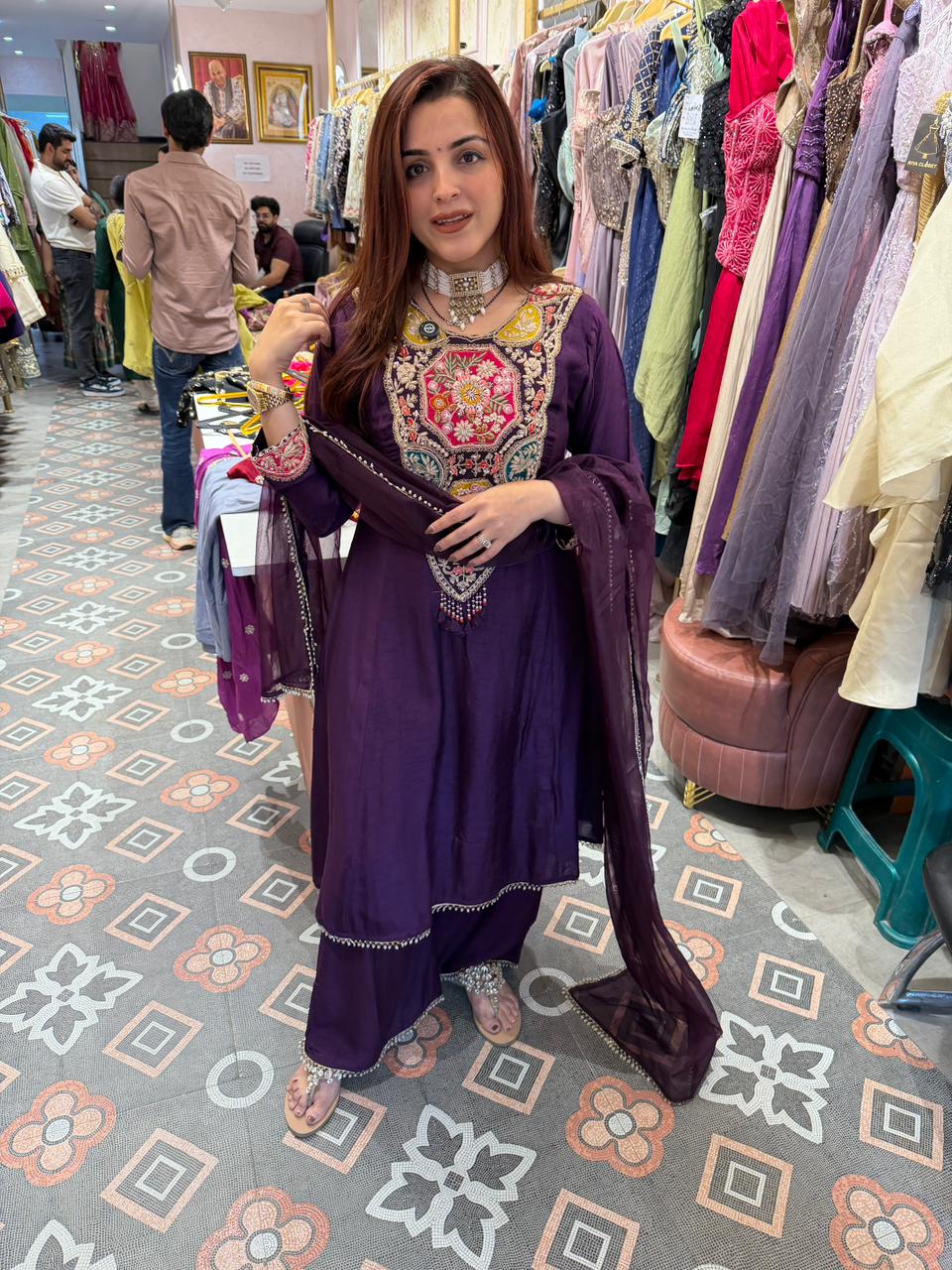 Shayra Embroidered Suit Set