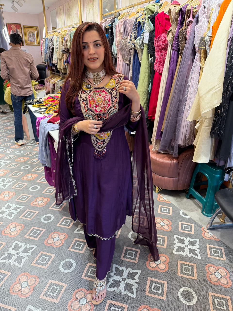 Shayra Embroidered Suit Set