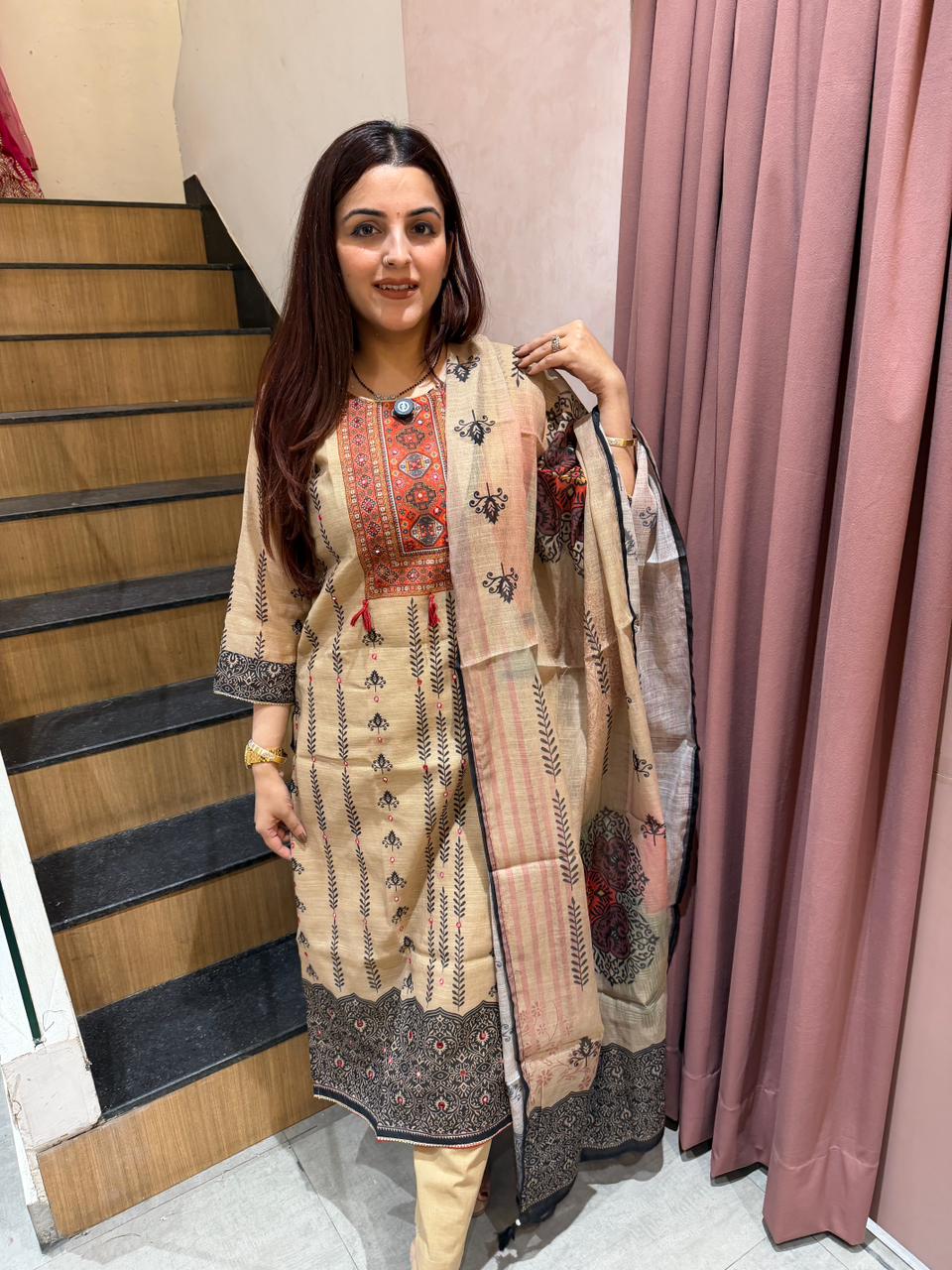 Desert Gulnaar Printed Suit Set