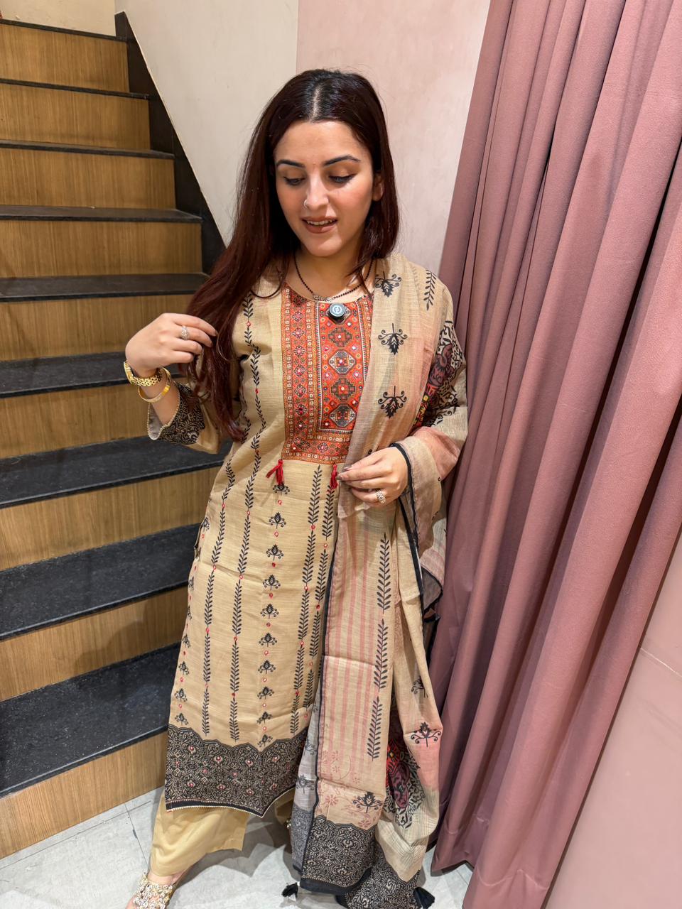 Desert Gulnaar Printed Suit Set