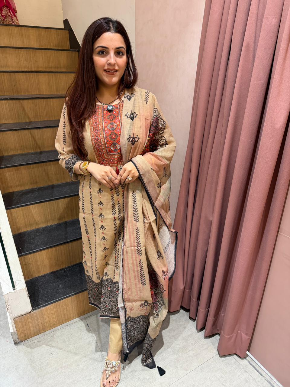 Desert Gulnaar Printed Suit Set