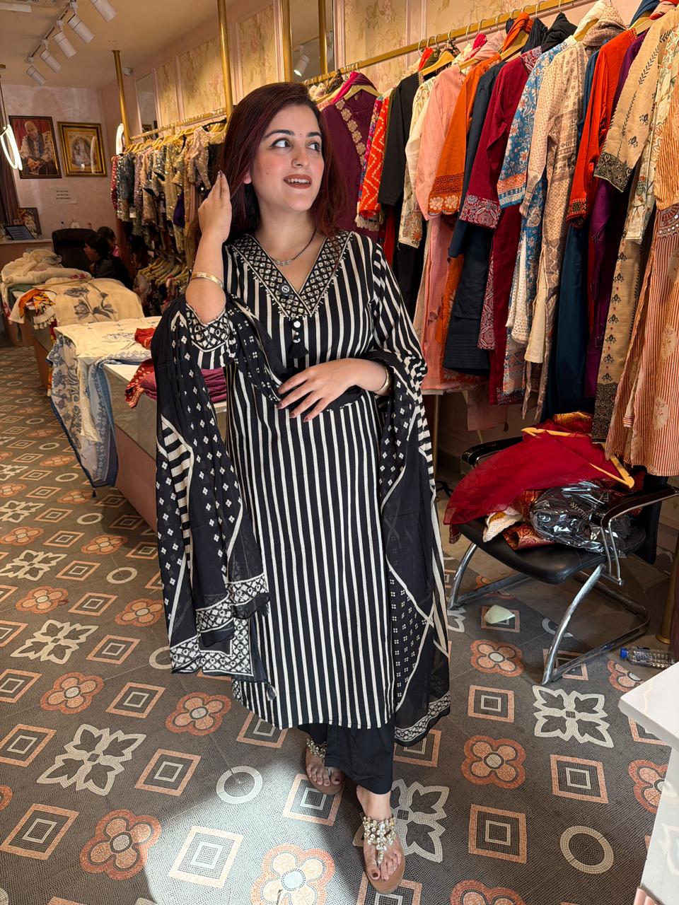 Zini Elegance Suit Set