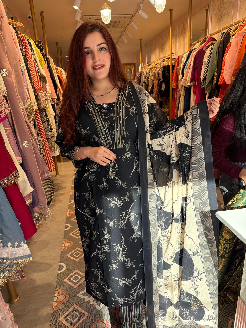 Sonam  Elegance Suit Set