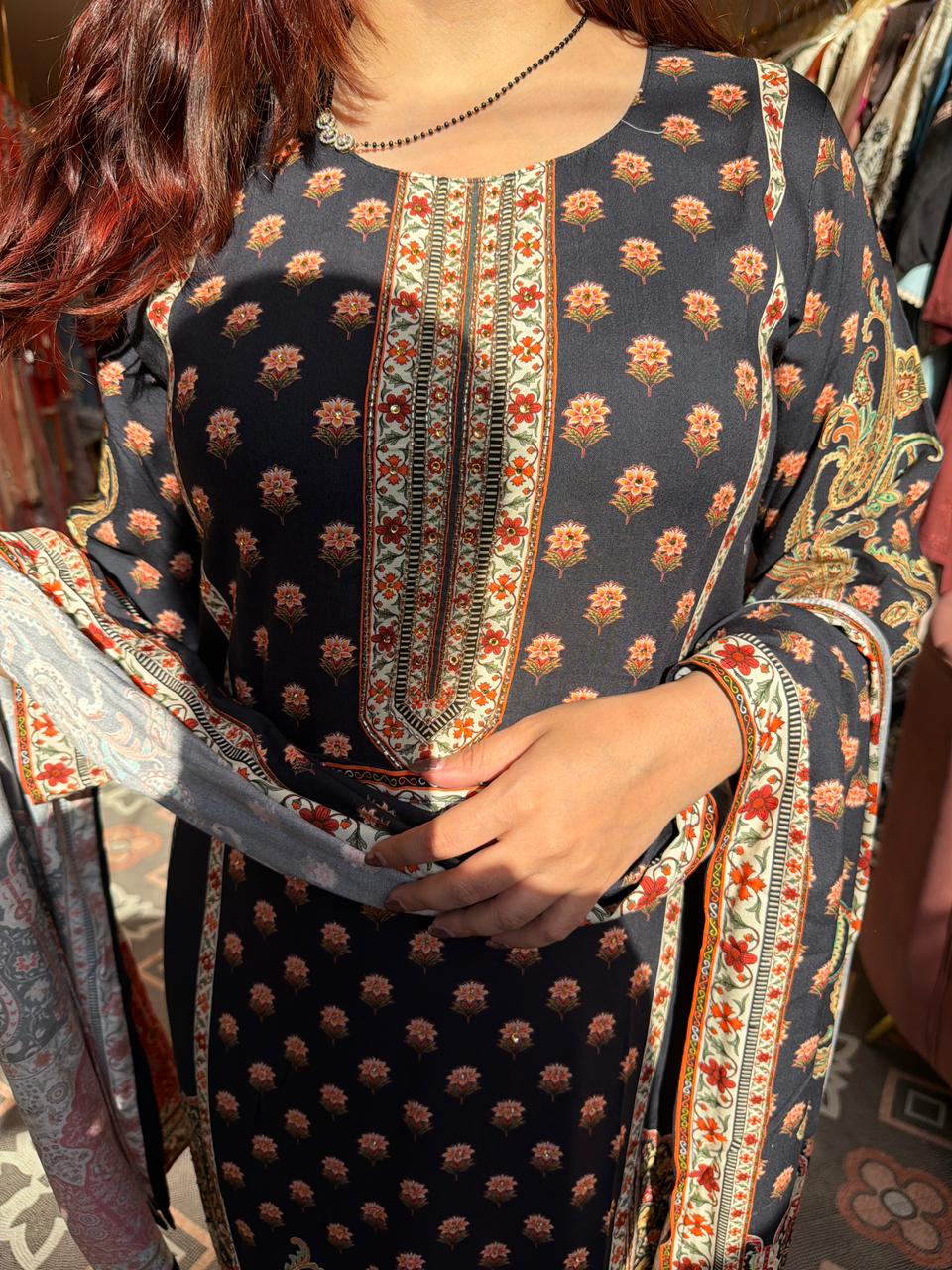 Nurani Heritage Suit Set