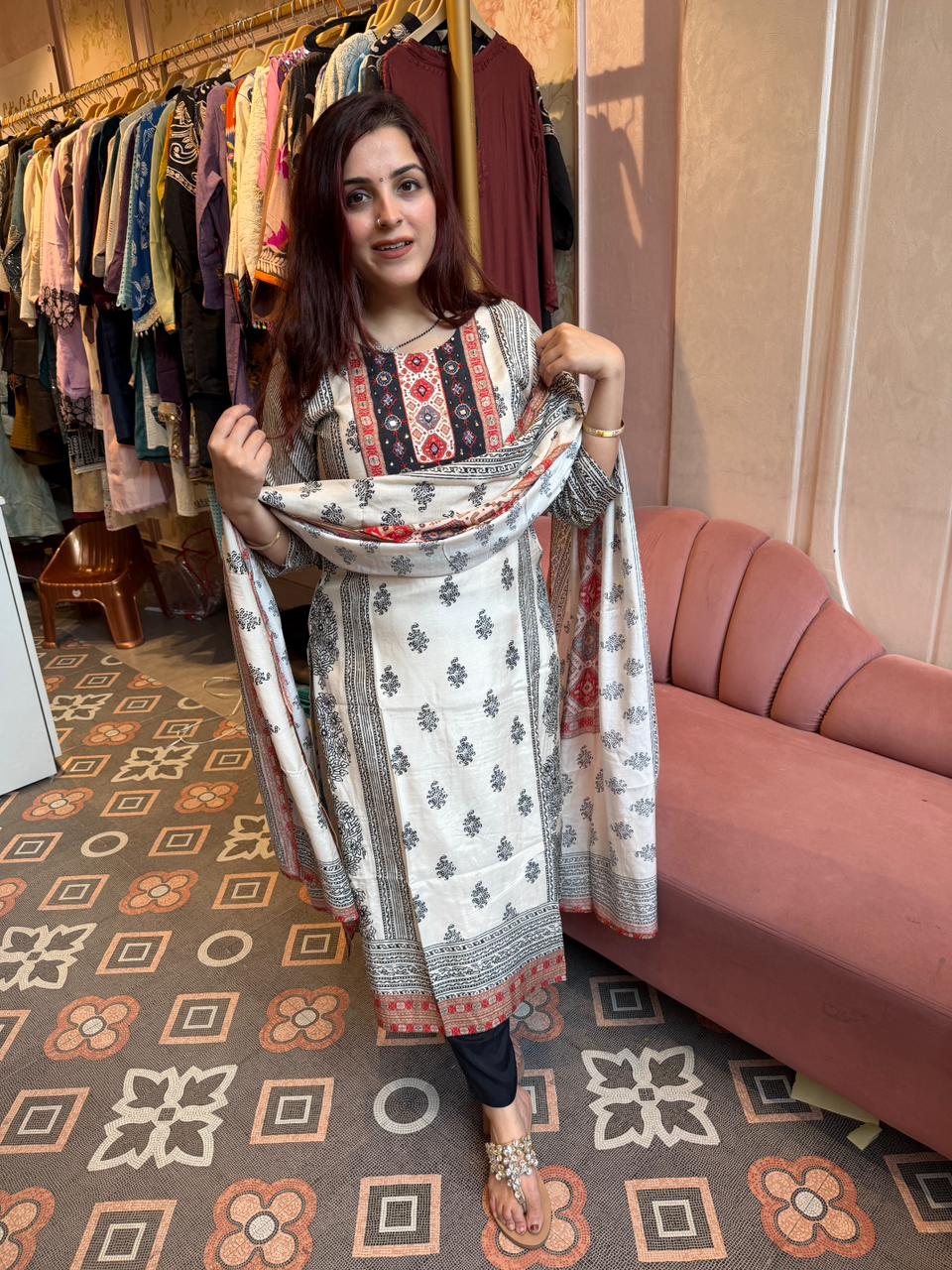 Sannu Suit Set