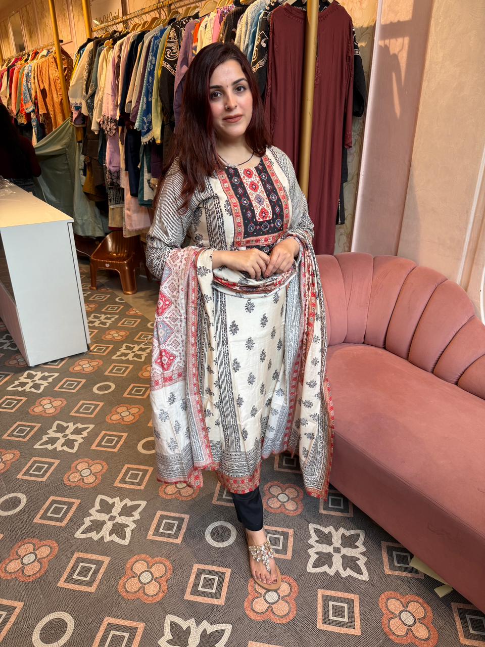 Sannu Suit Set