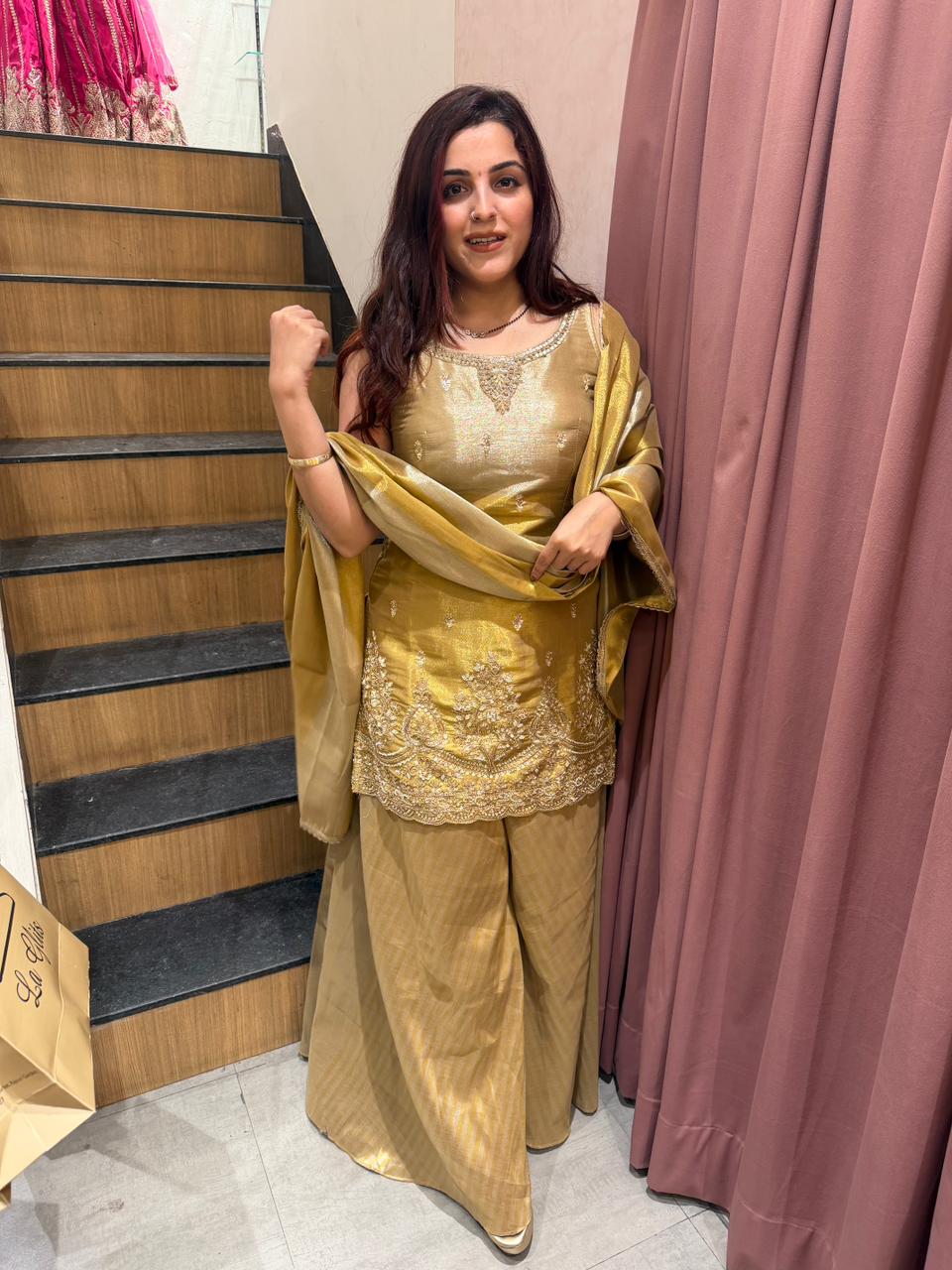 Surbhi contrast Suit Set