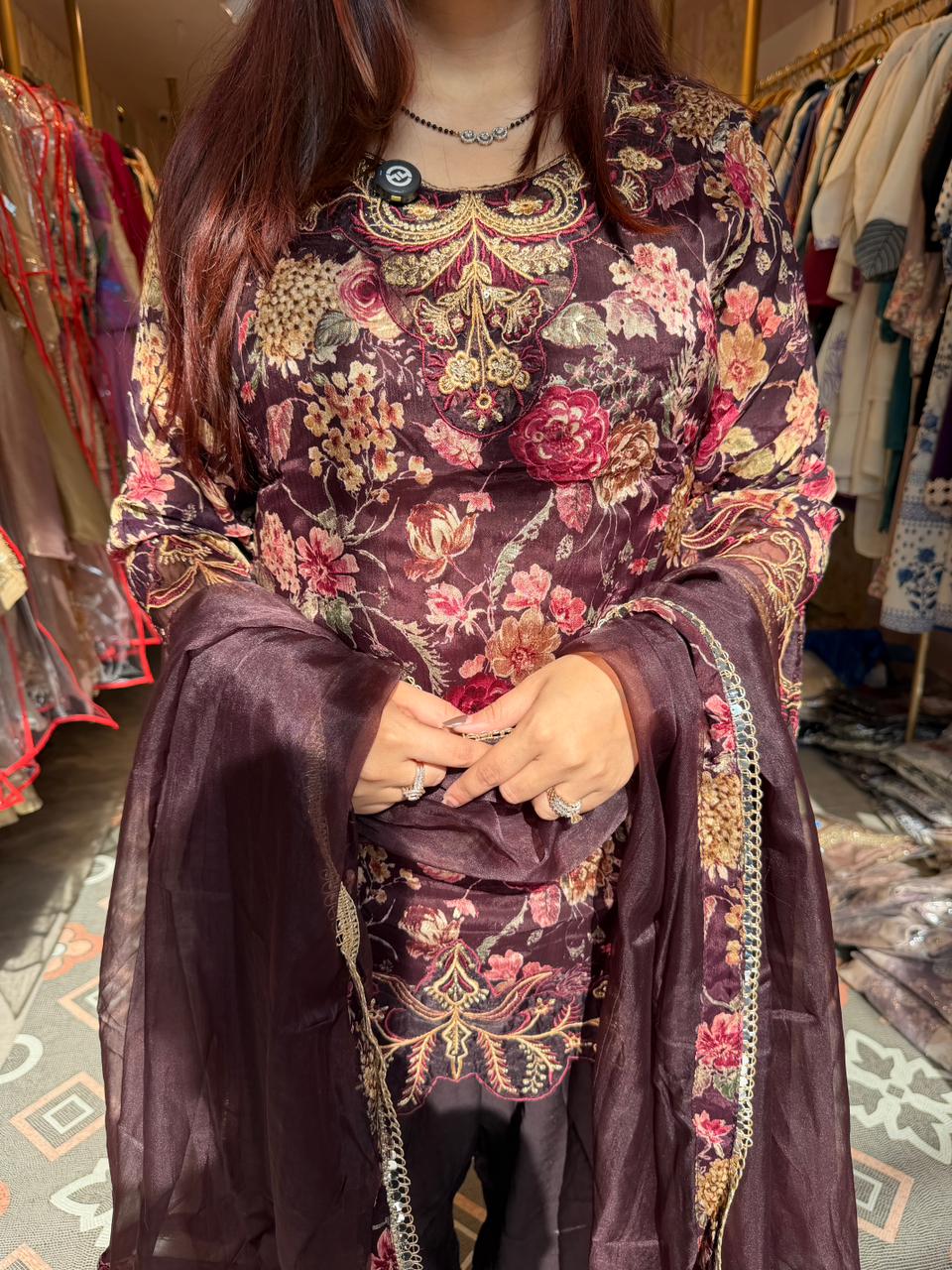 Avie Embroidered Suit Set