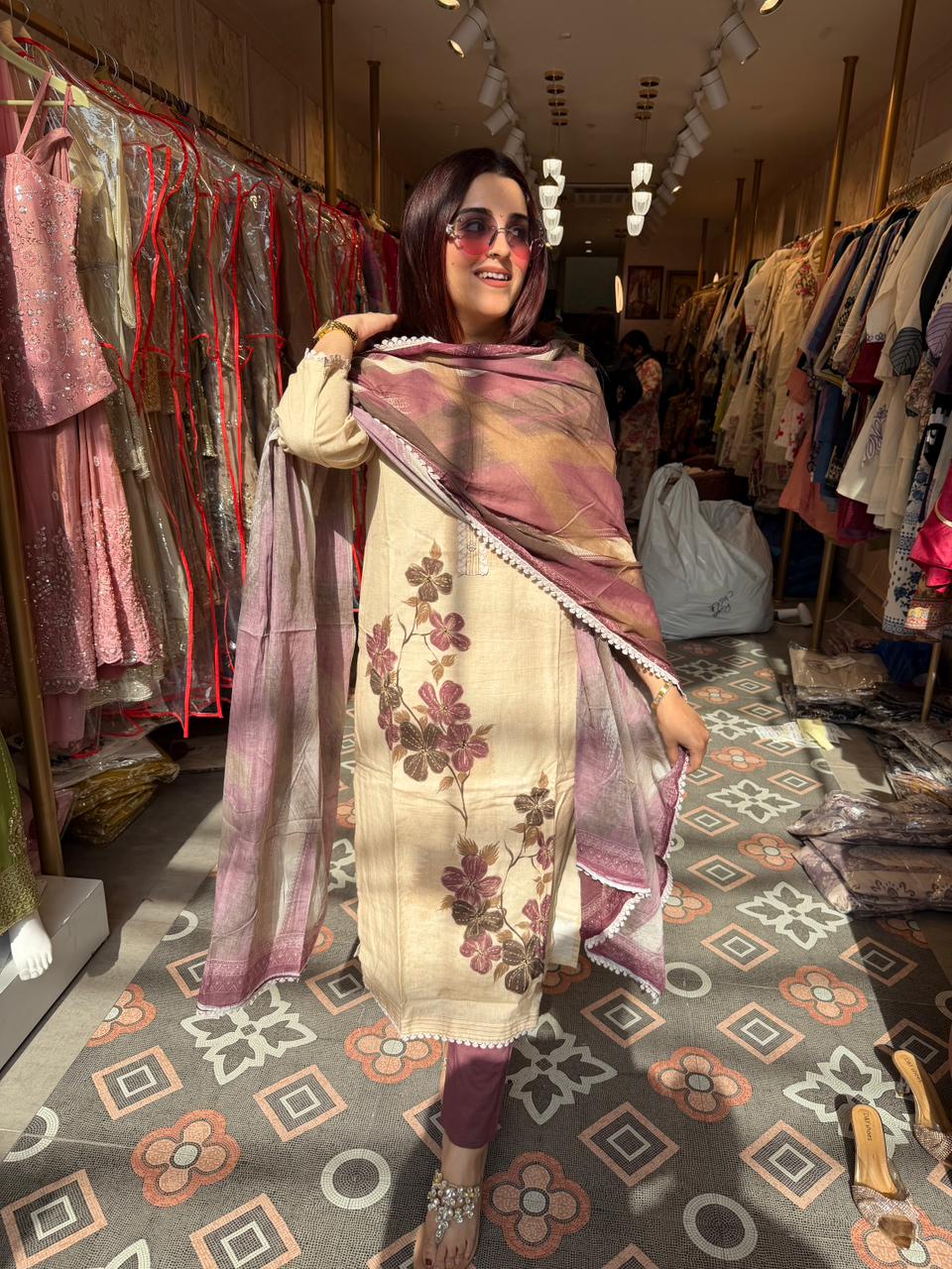 Anali Blossom Elegant Suit Set