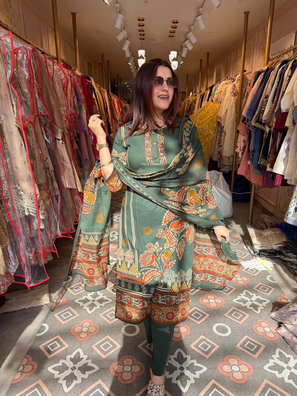 ARIA Printed Suit Set