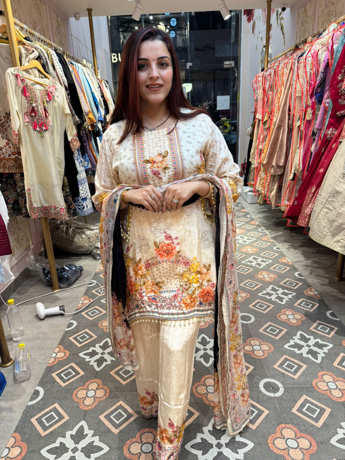 Somiya C cut Suit Set