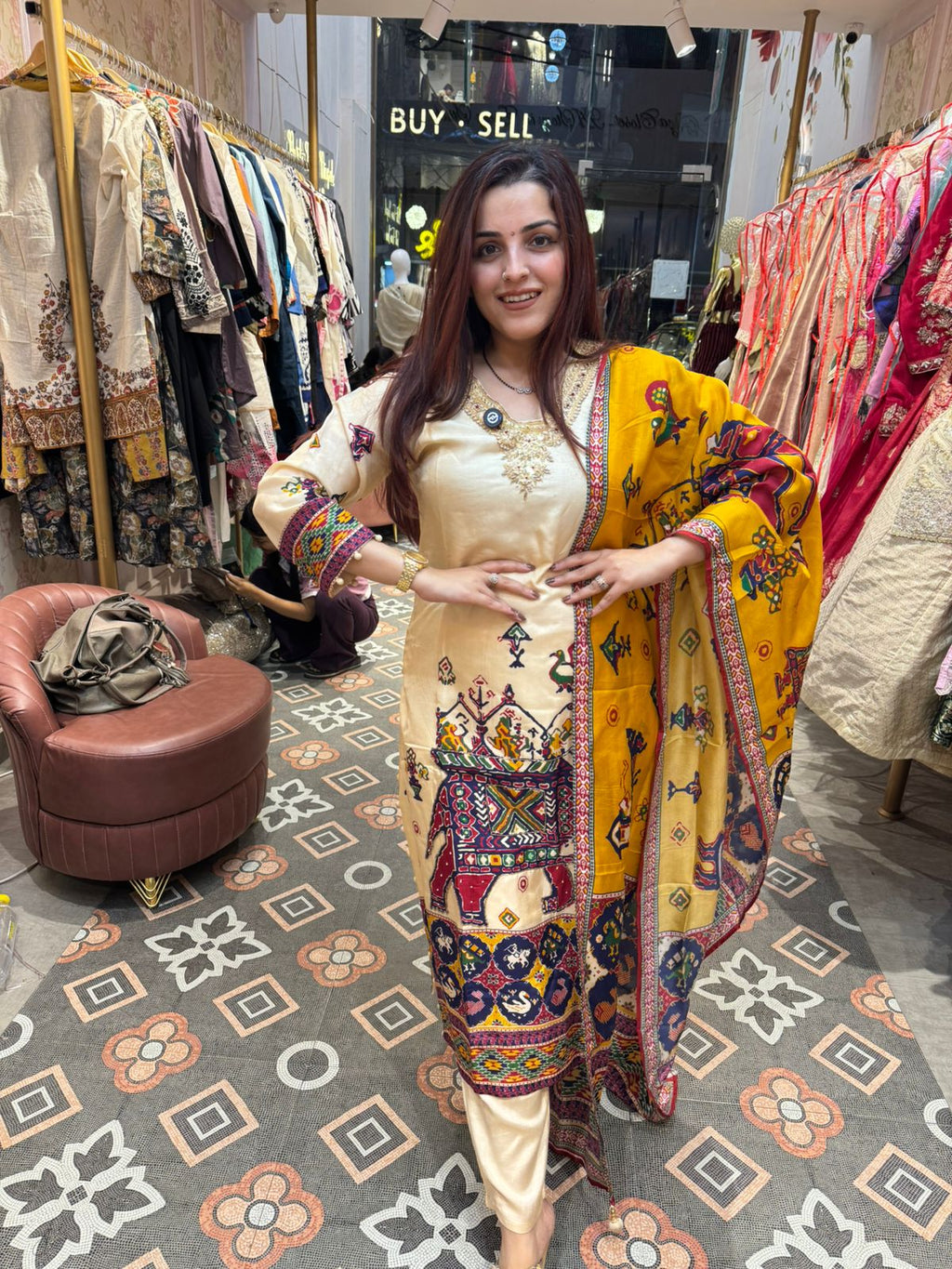 Rajwadi Suit Set