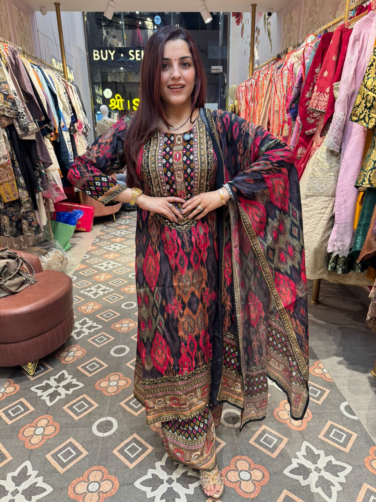 Ronak Elegance Suit Set