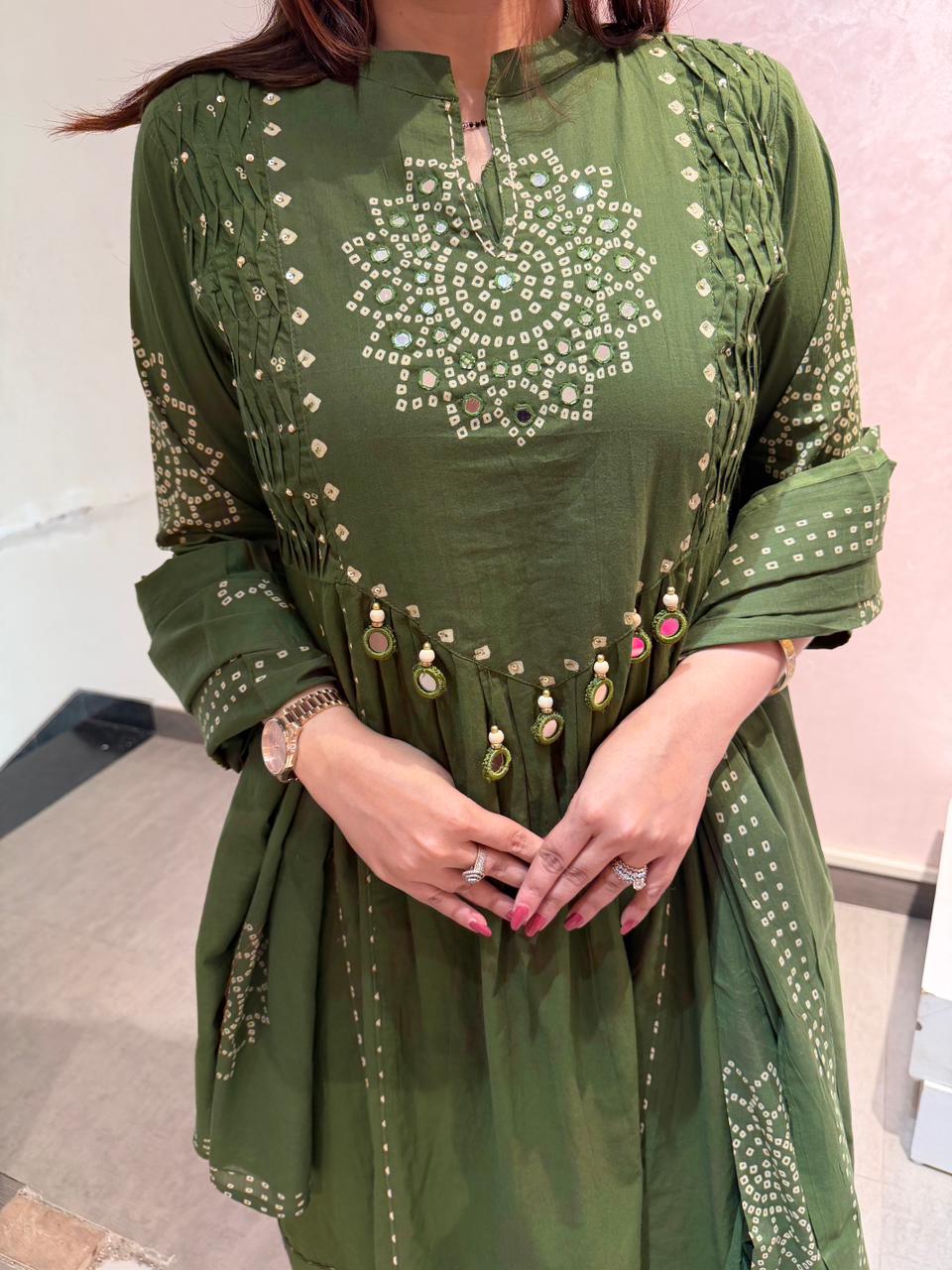 Bandhani Grace Suit Set