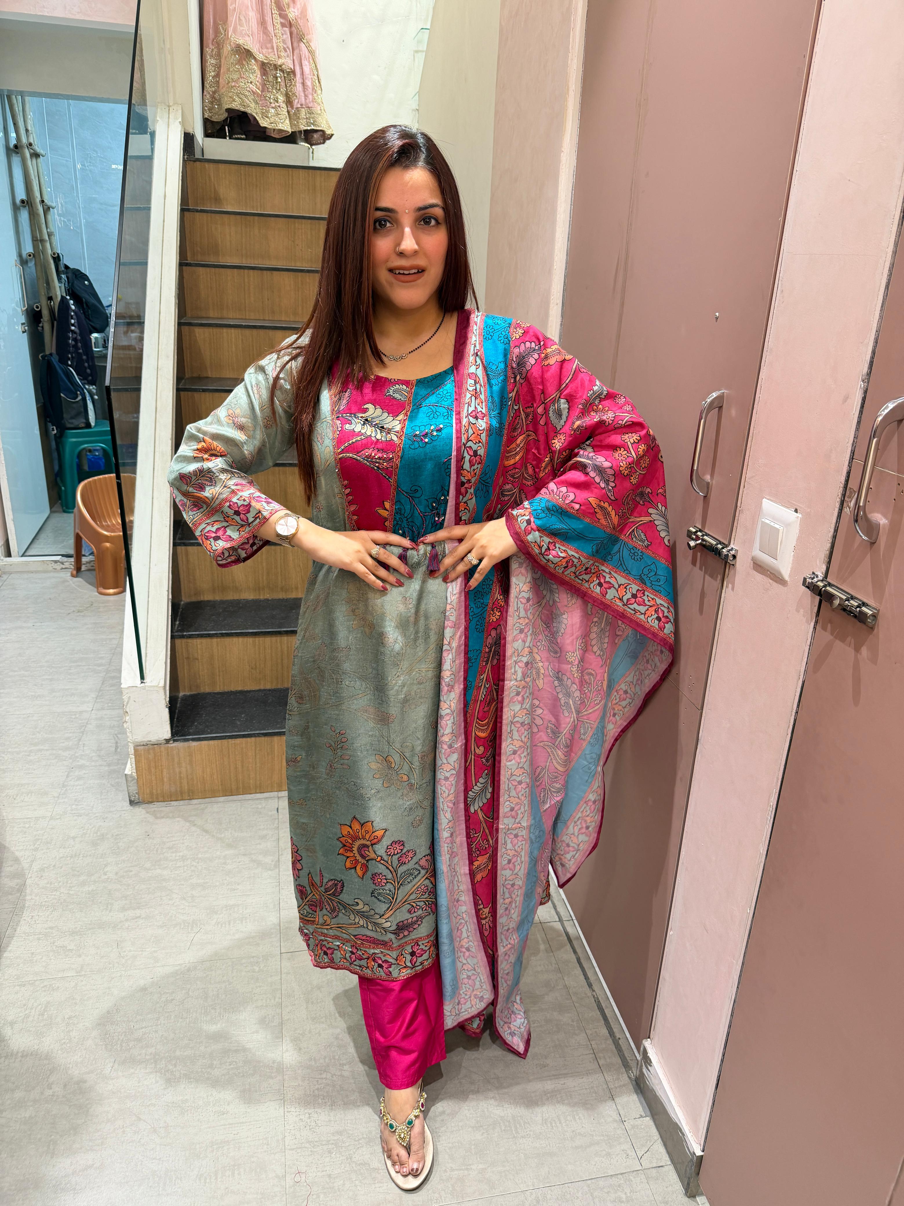 Rangrez Printed Suit Set