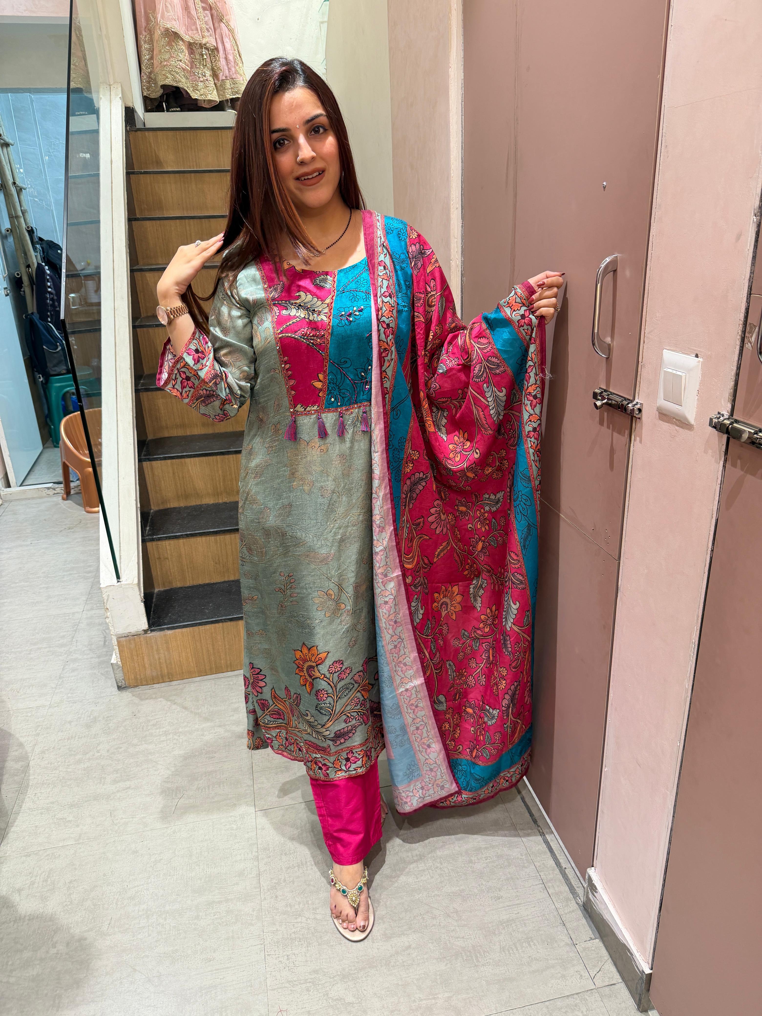 Rangrez Printed Suit Set