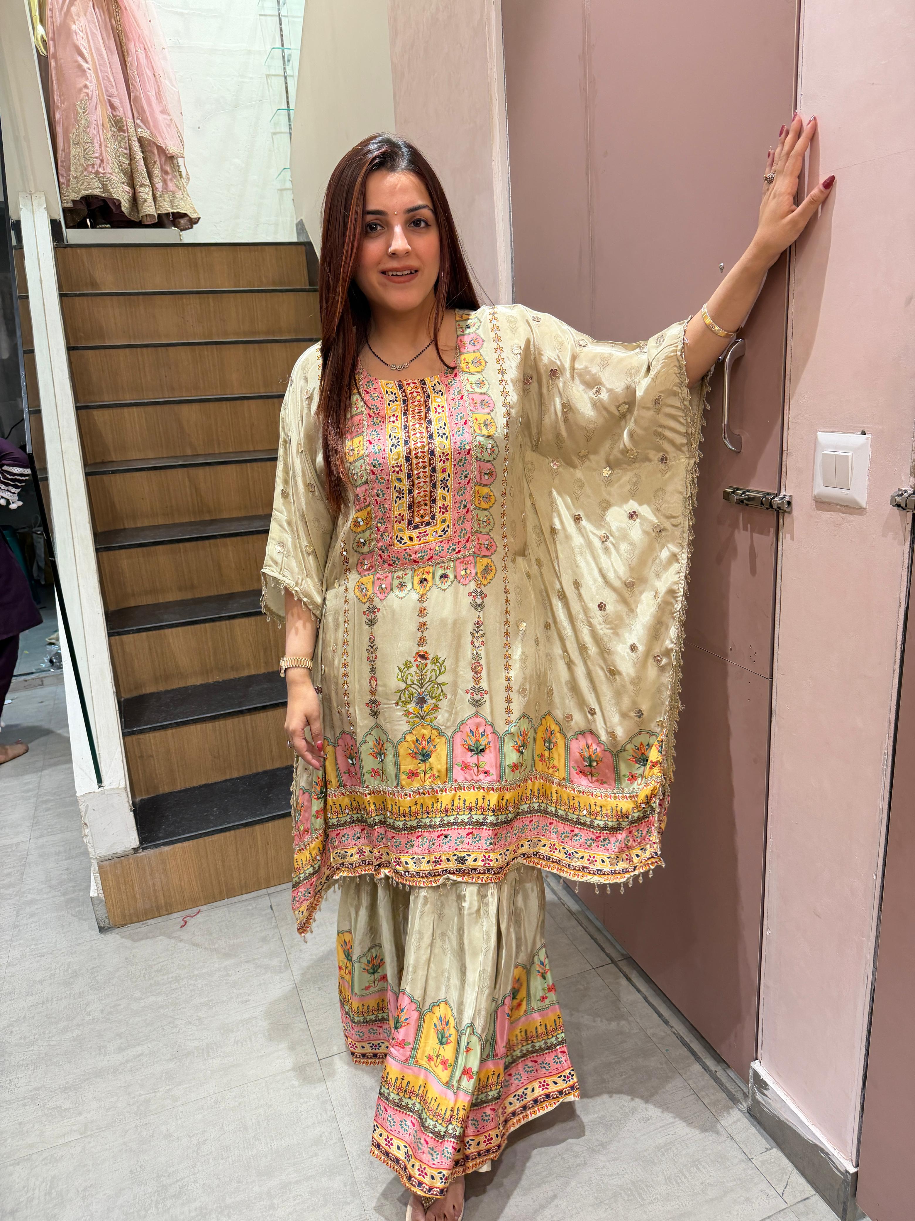 Li Blossom &nbsp;Kaftan Sharara Set