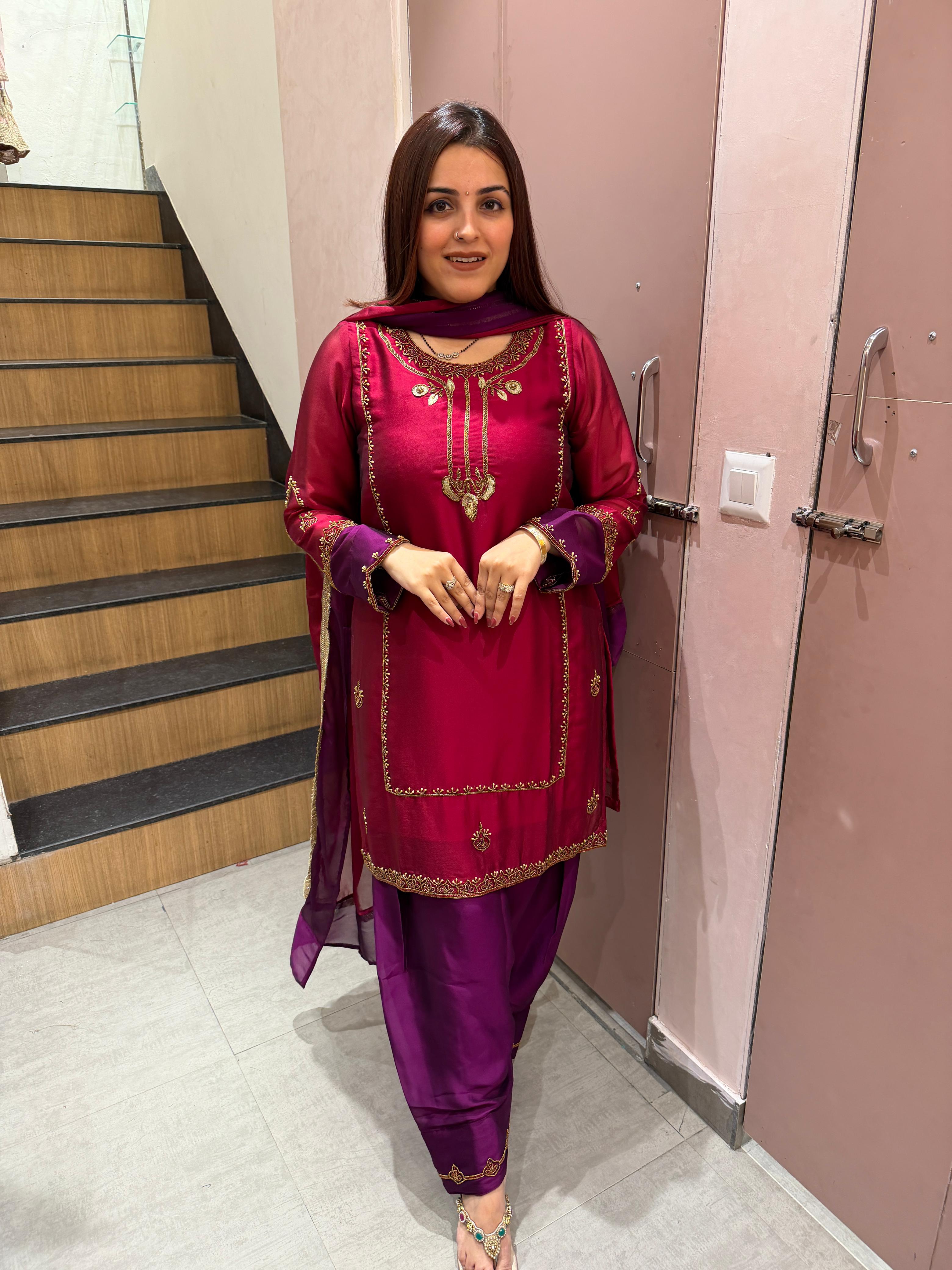 Shina  Embroidered farsi Set