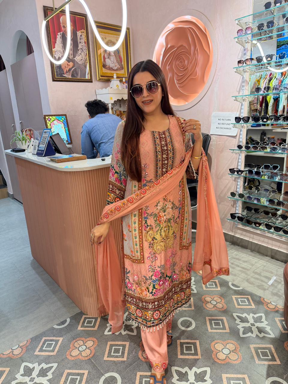 Shobha Embroidered suit Set