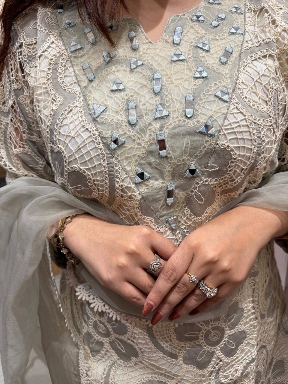 Sarthi Kurta Set