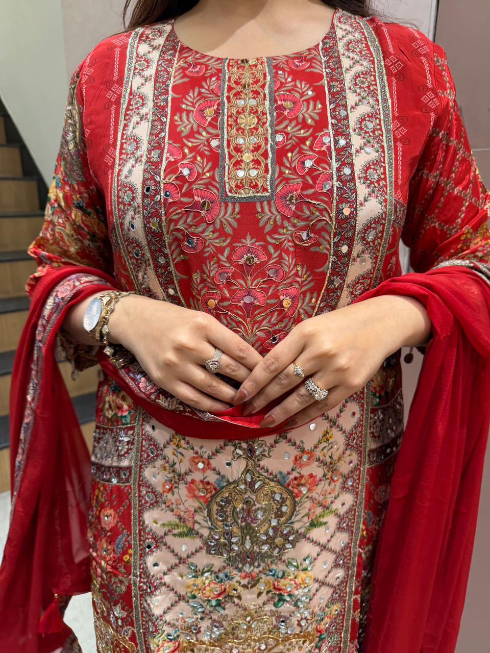 Srinya  Printed Kurta Set with Dupatta