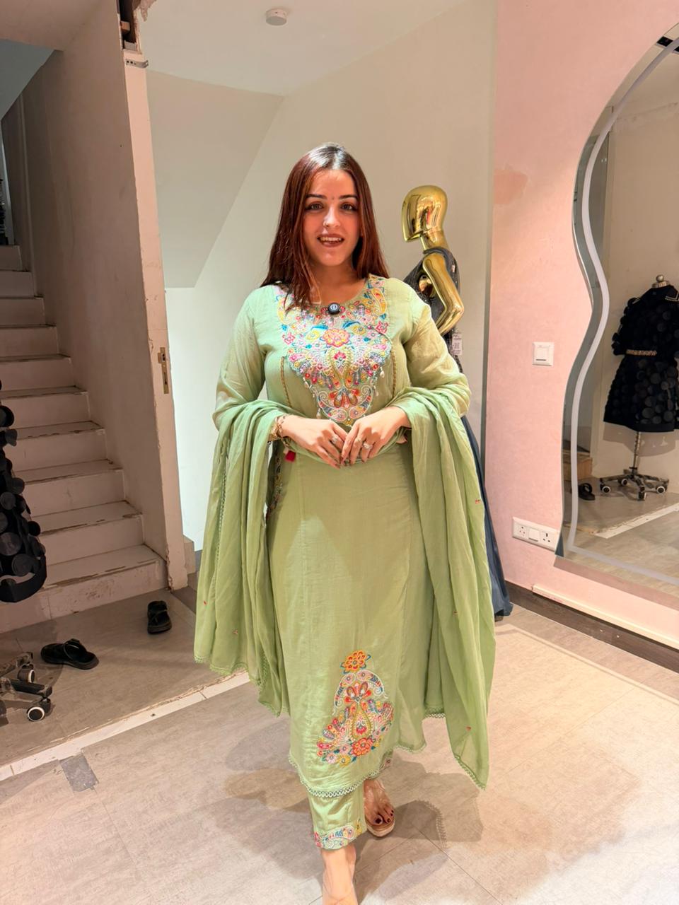 Meadow Embroidered Kurta Set
