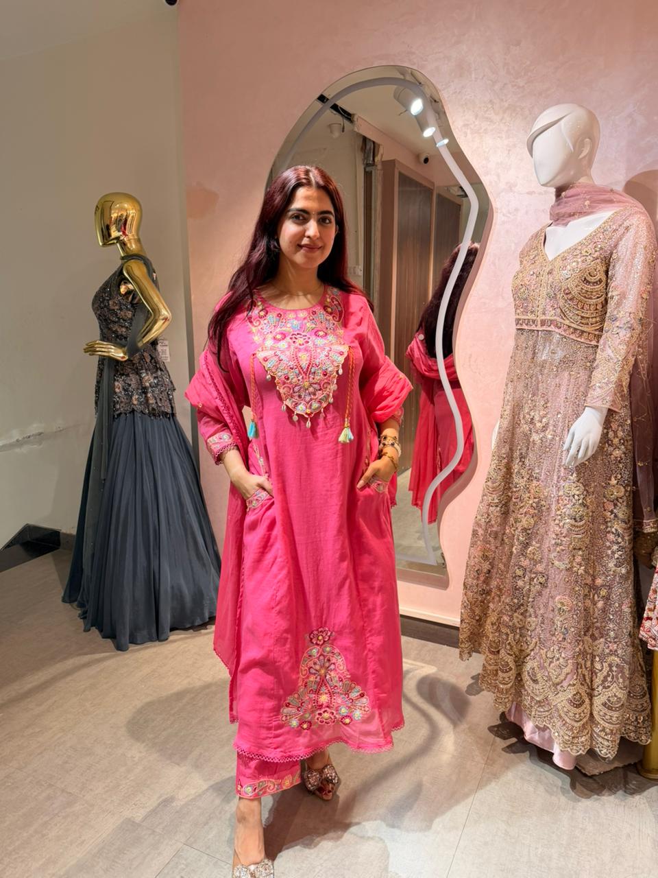 Meadow Embroidered Kurta Set