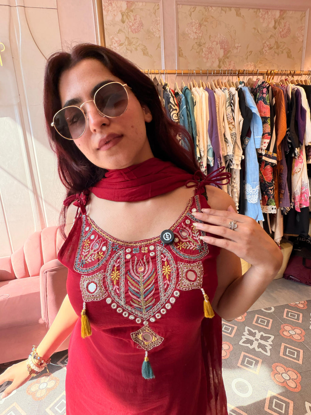 Sirana Embroidered Kurta Set