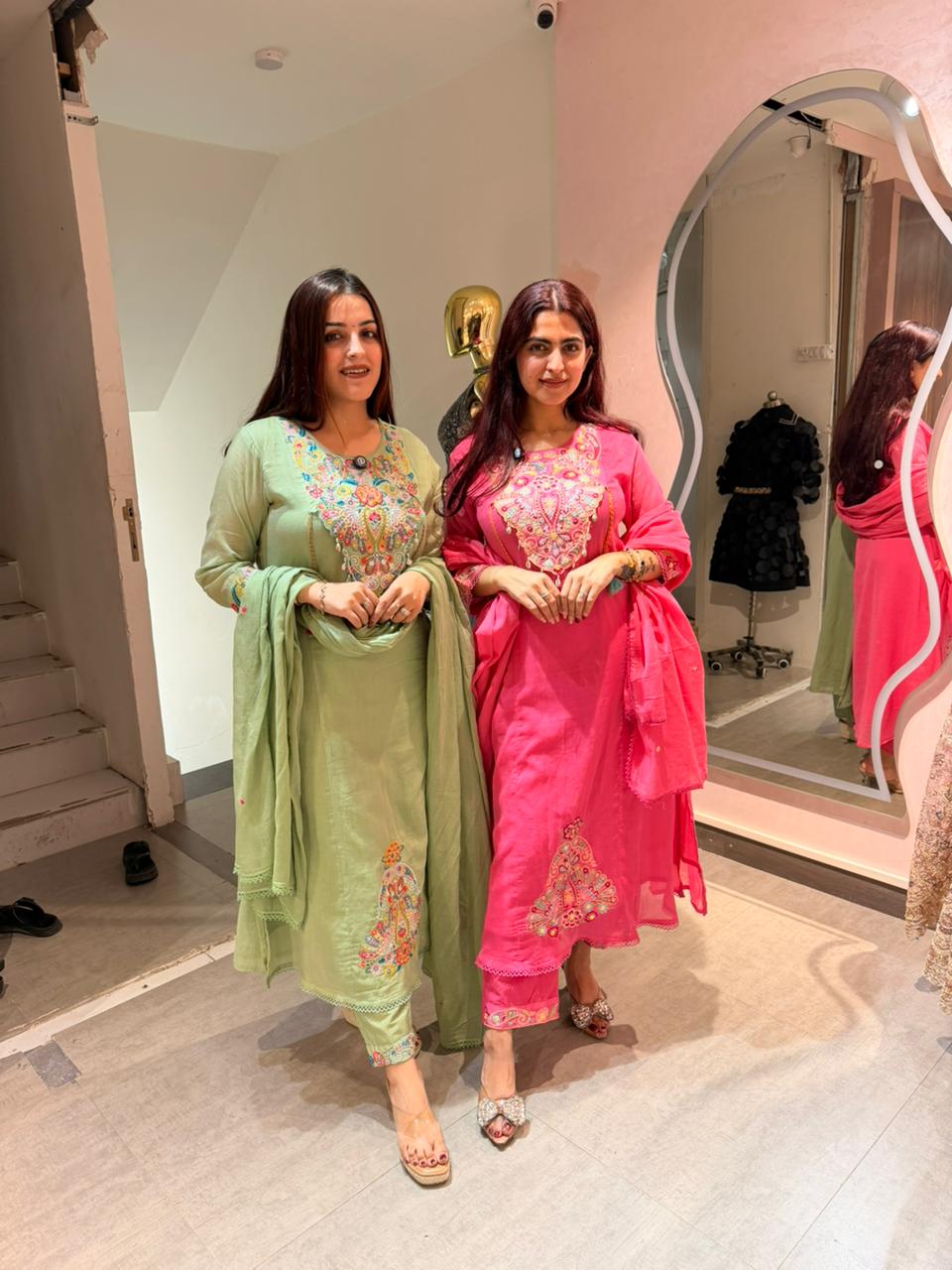Meadow Embroidered Kurta Set