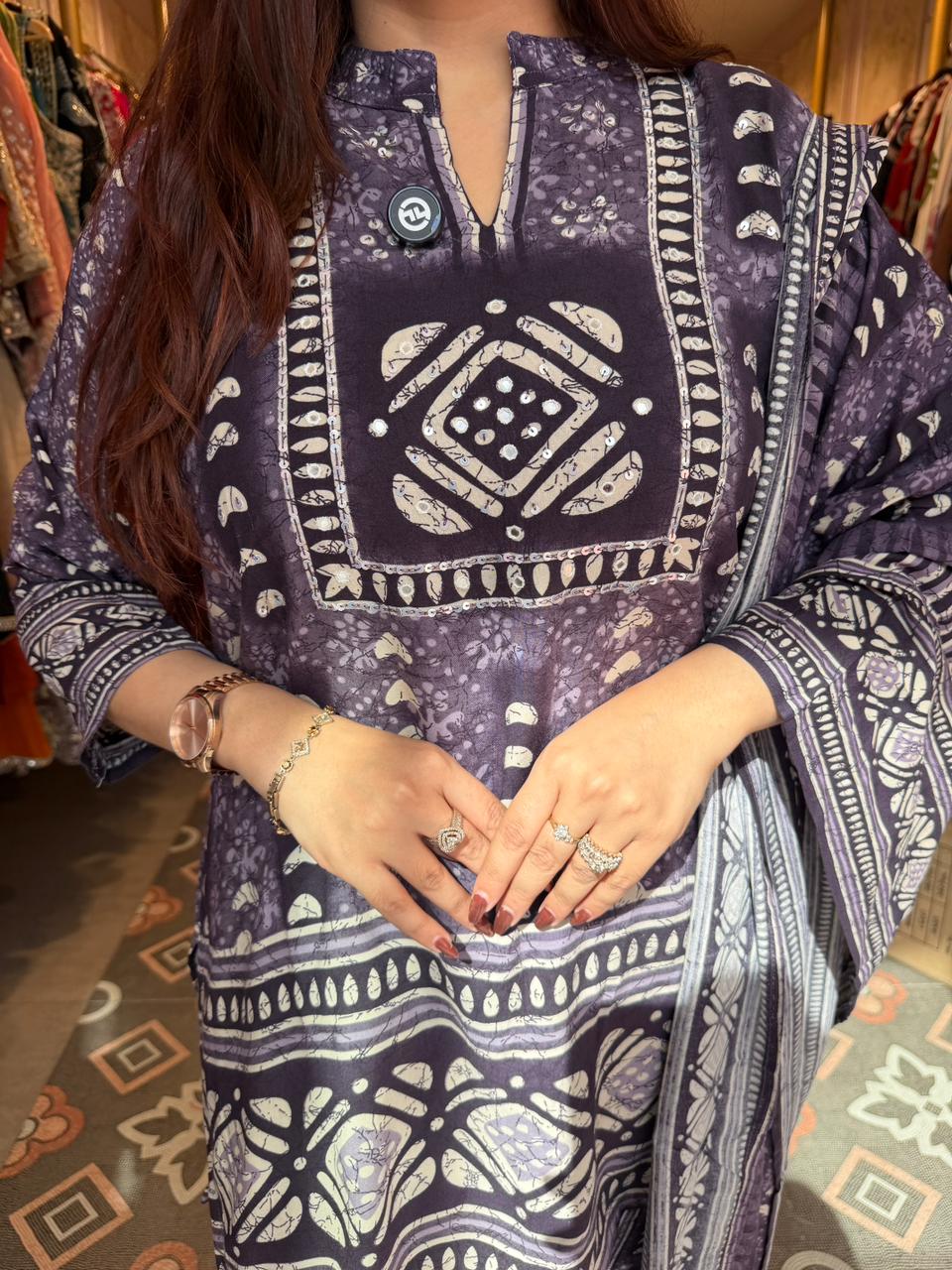Smoky Tribal Print suit Set