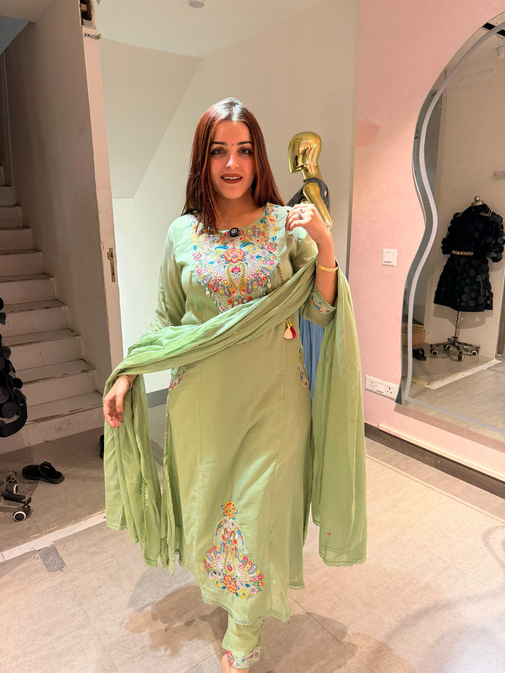 Meadow Embroidered Kurta Set