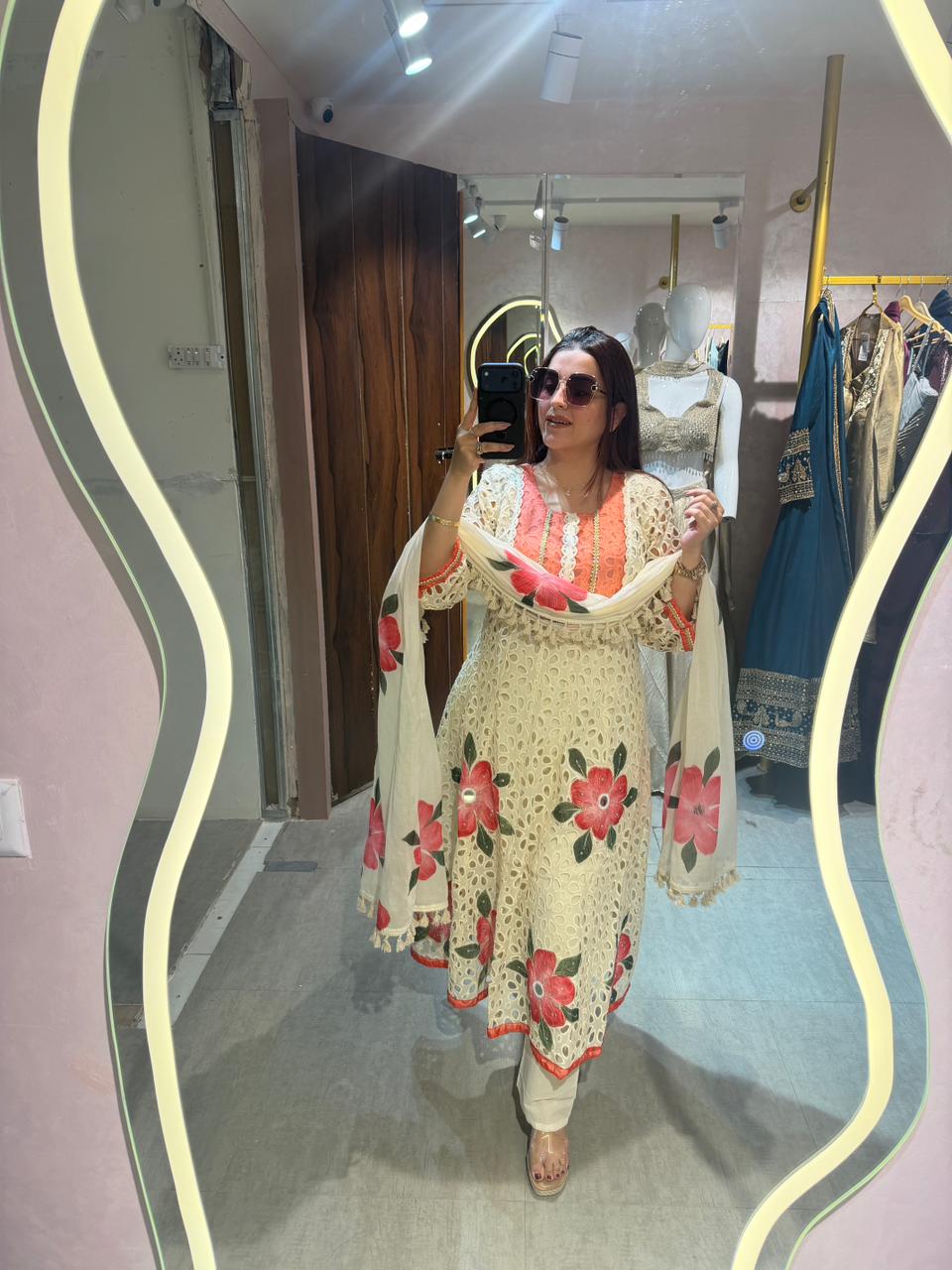 Shina Bloom Chikankari suit Set