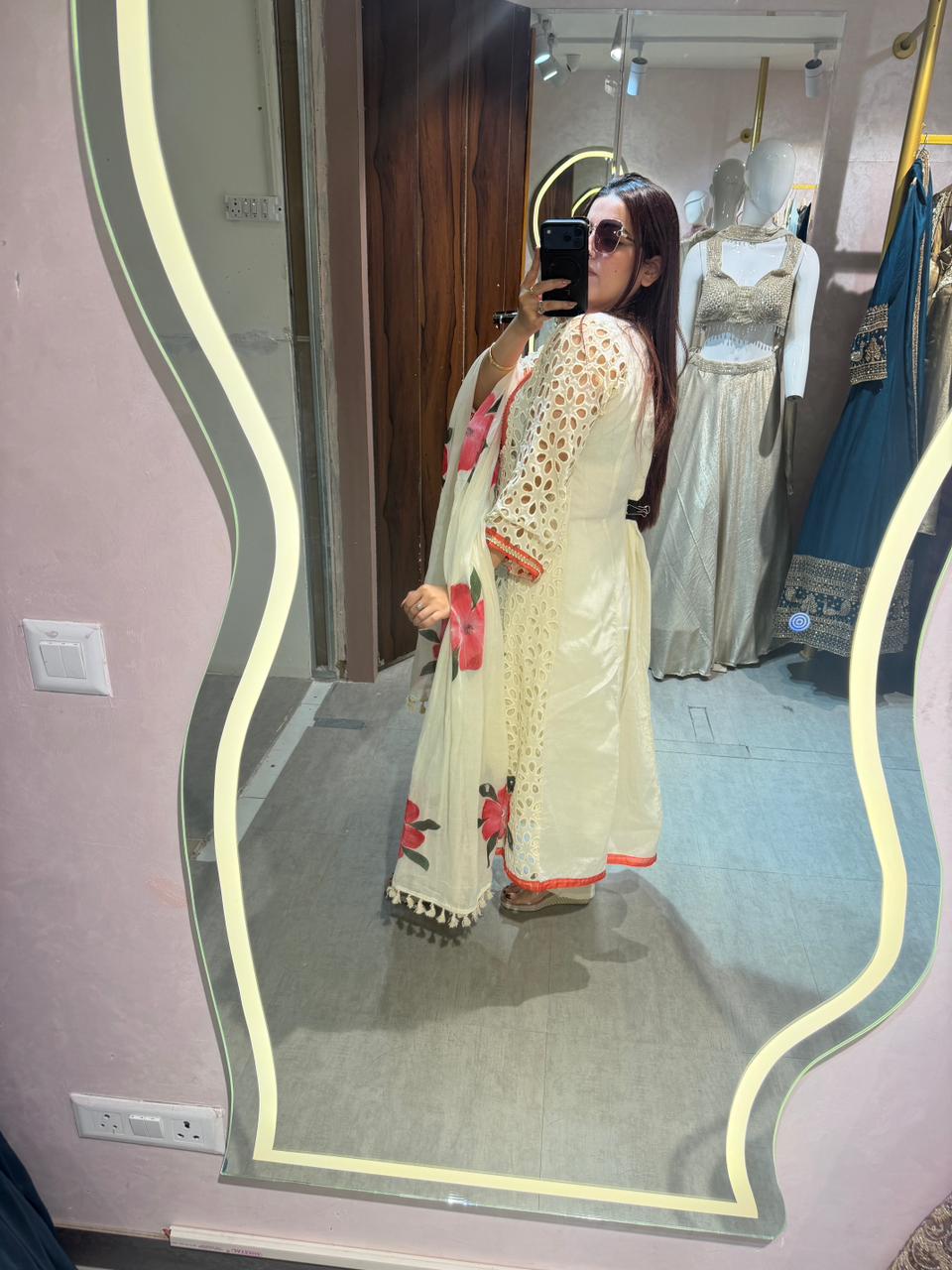 Shina Bloom Chikankari suit Set