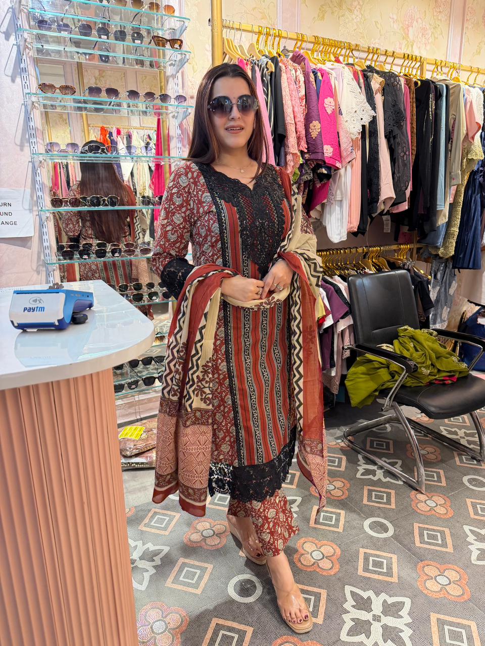 Monar Lace Luxe Kurta Set