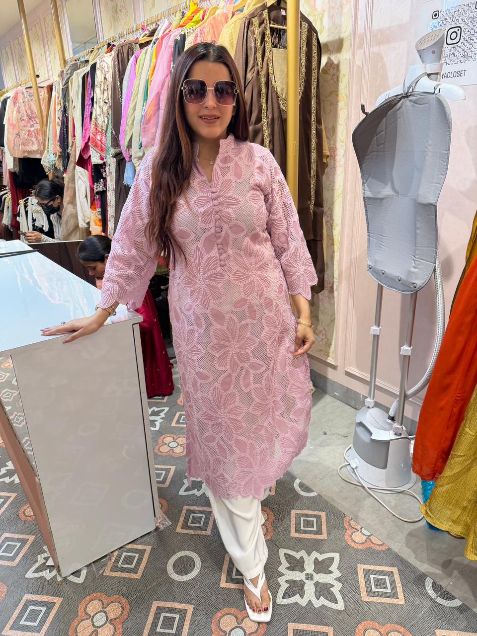 Cosmos Floral Crochet Kurta