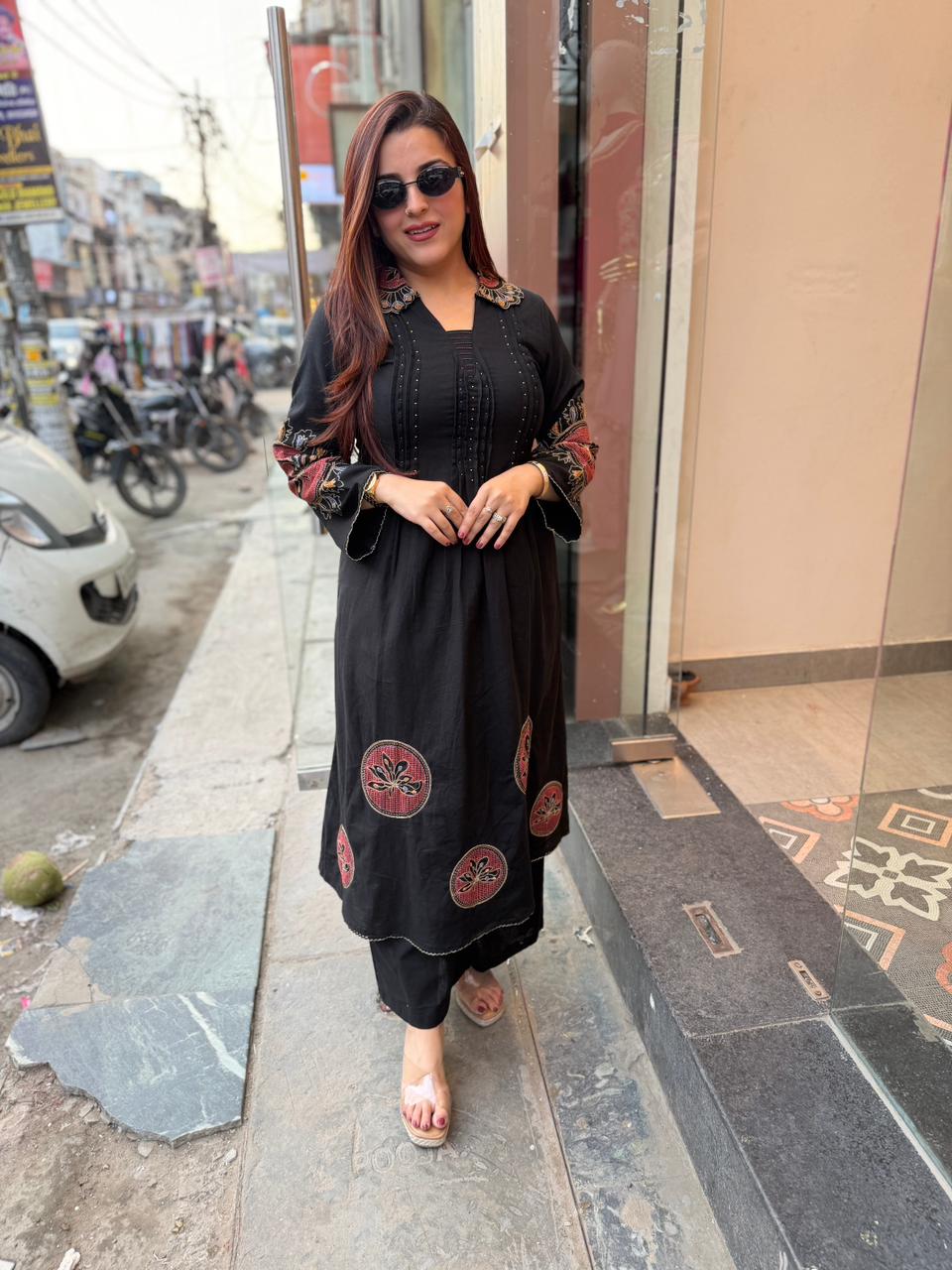 Mybe Bloom Embroidered Kurta Set