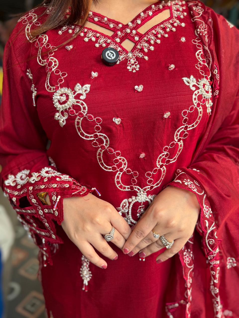 Rini Embroidered suit Set