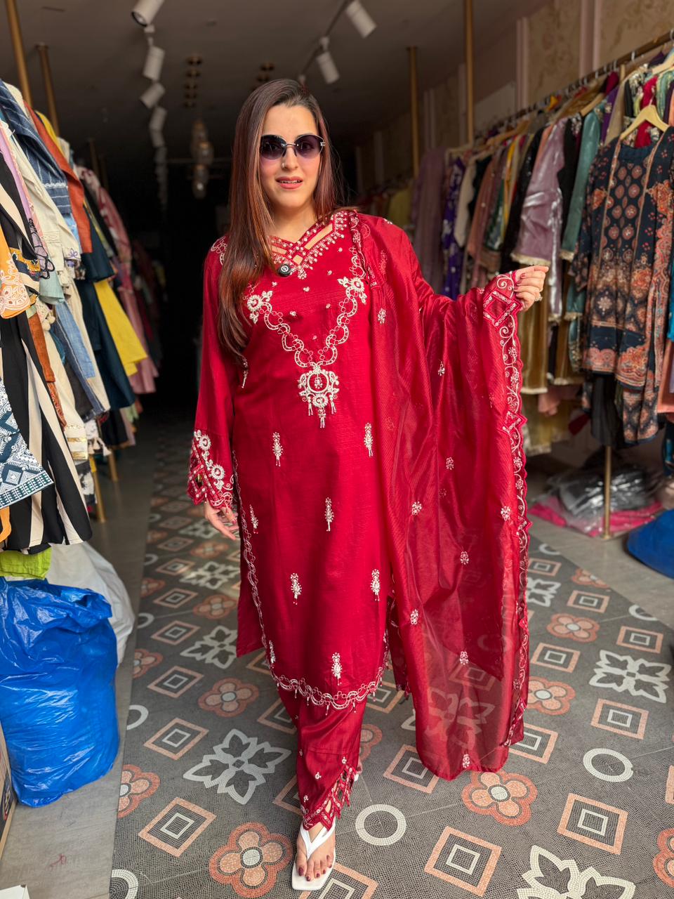 Rini Embroidered suit Set