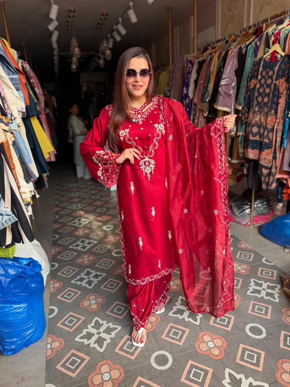 Rini Embroidered suit Set