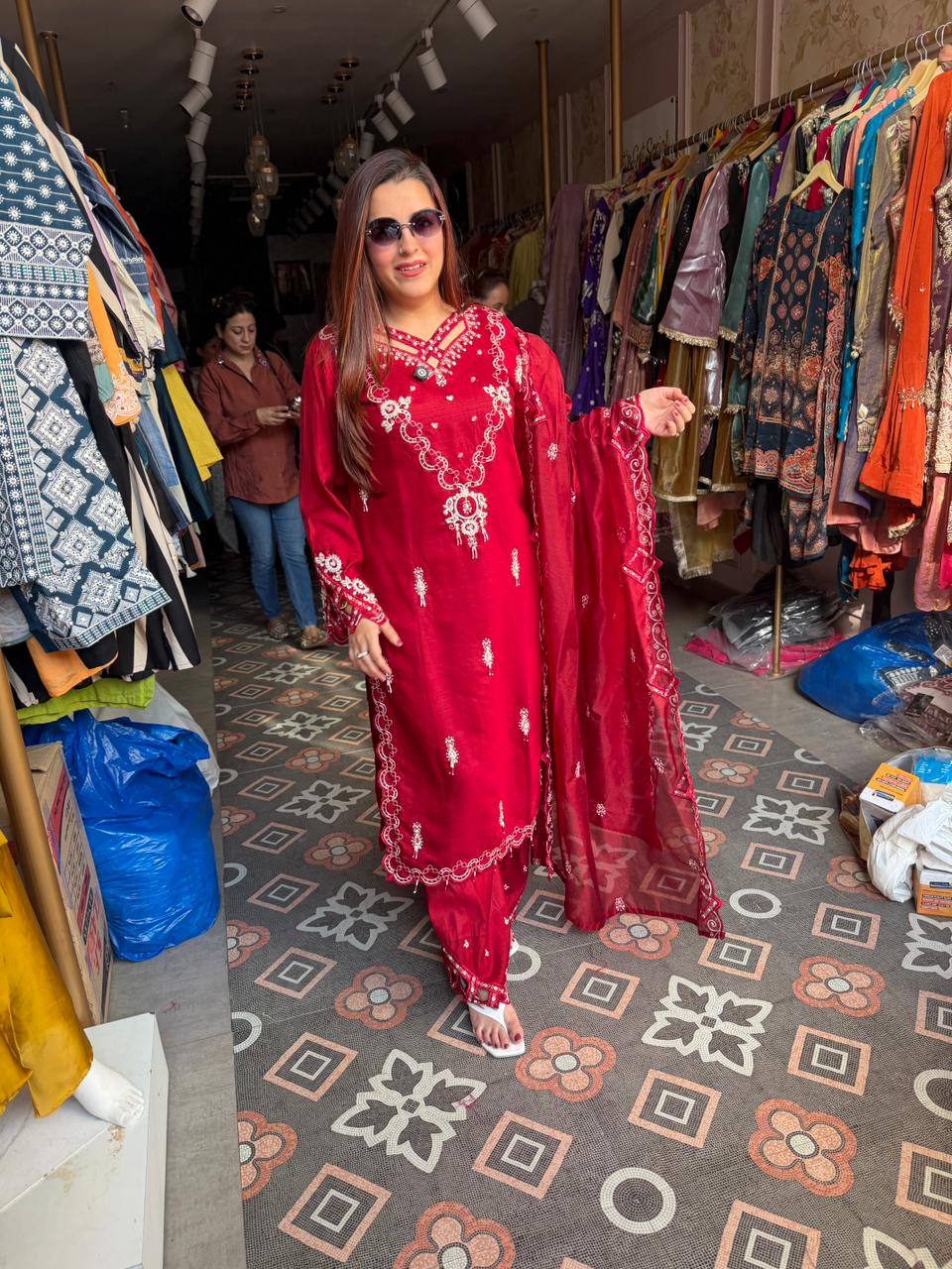 Rini Embroidered suit Set