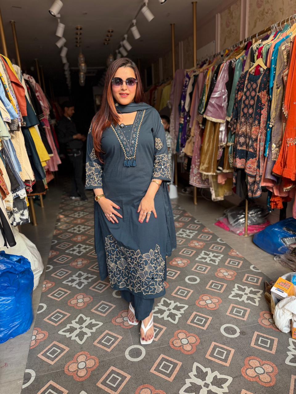 Nera Embroidered Suit Set