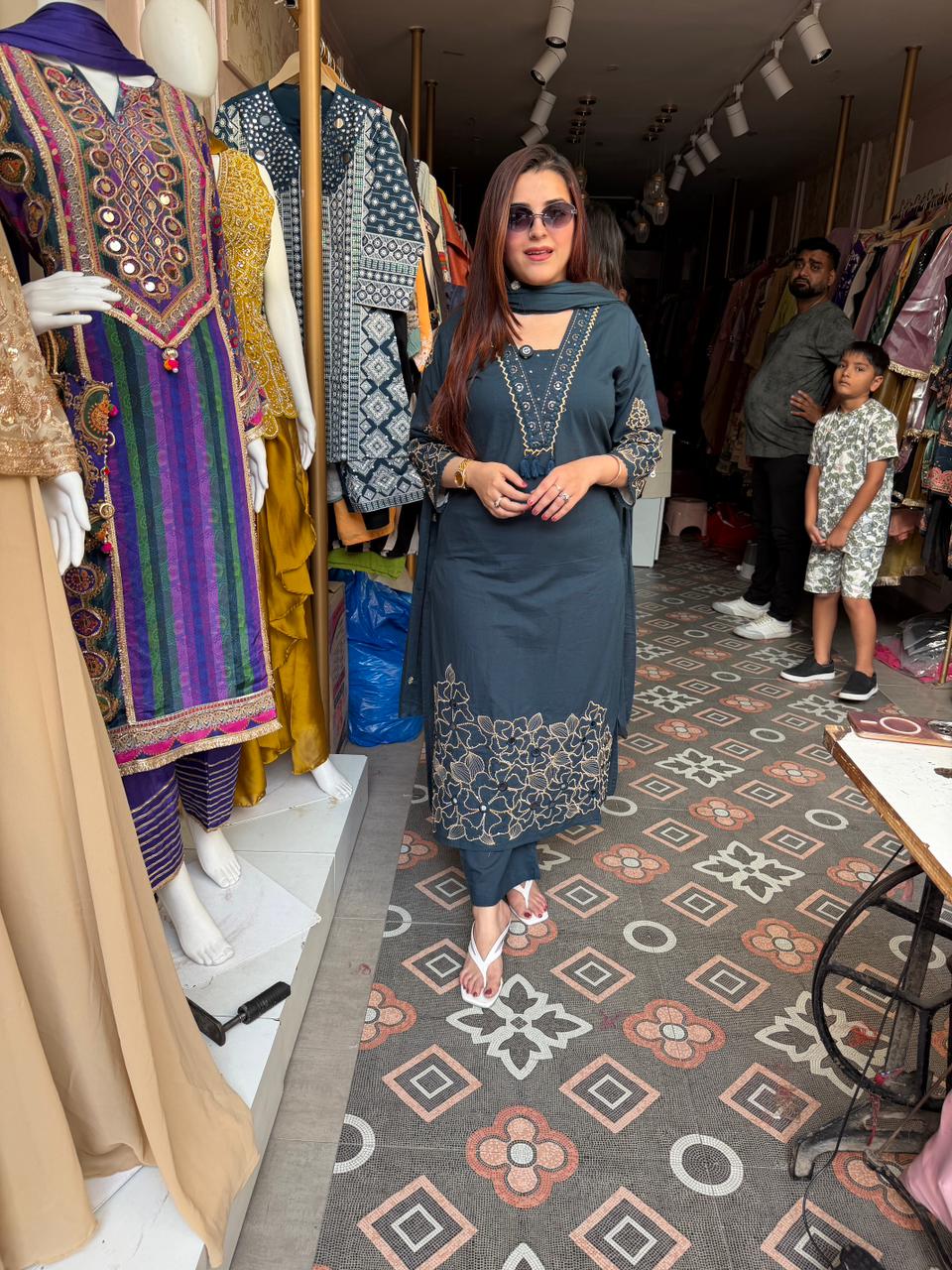 Nera Embroidered Suit Set