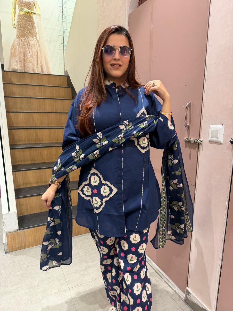 Niya Floral Elegance suit set
