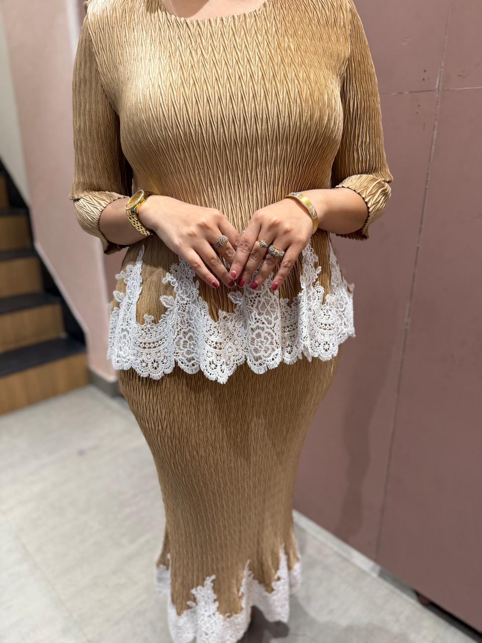 Shira wrinkle two pc Set
