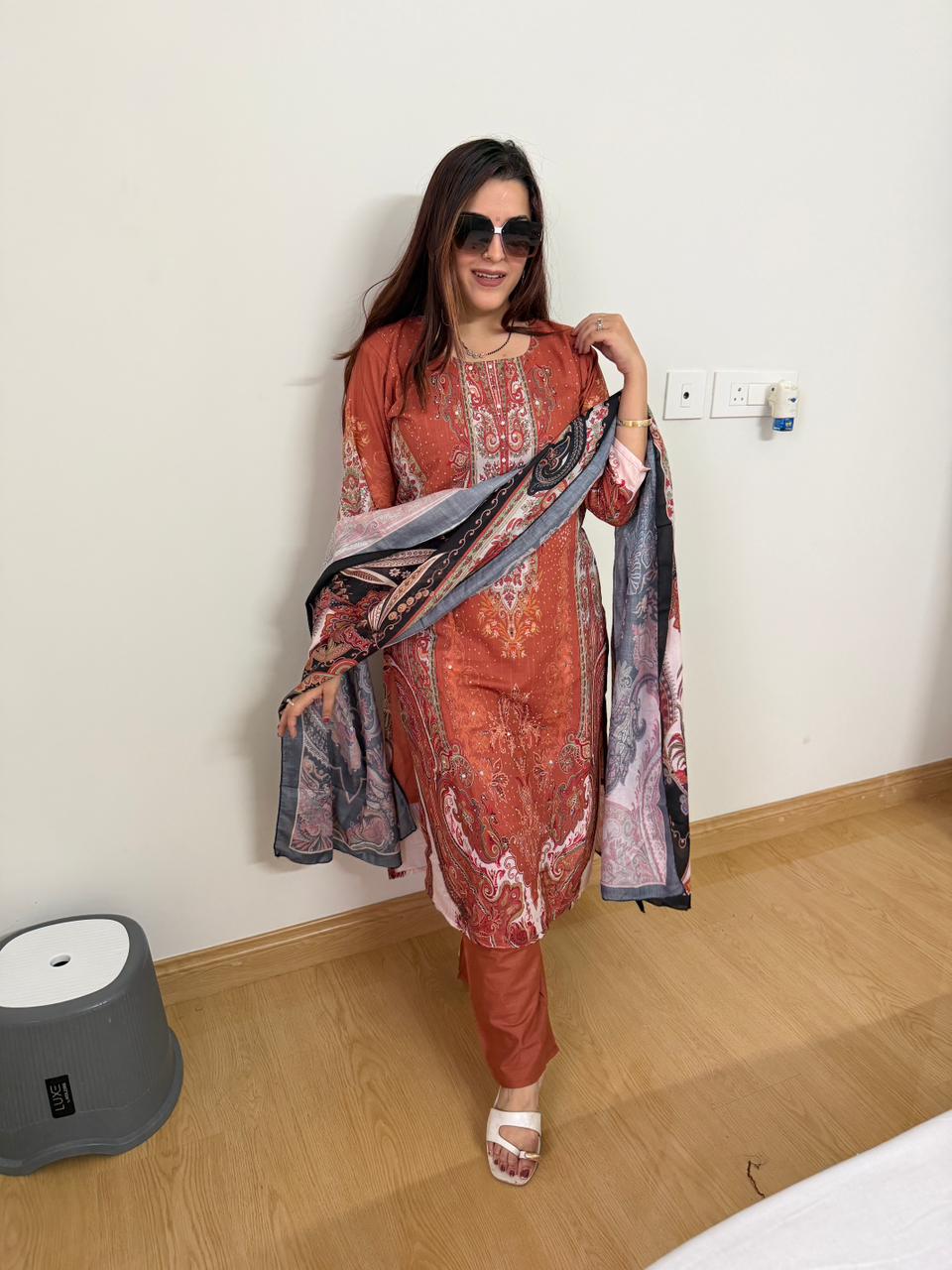 Rey Paisley Kurta Set